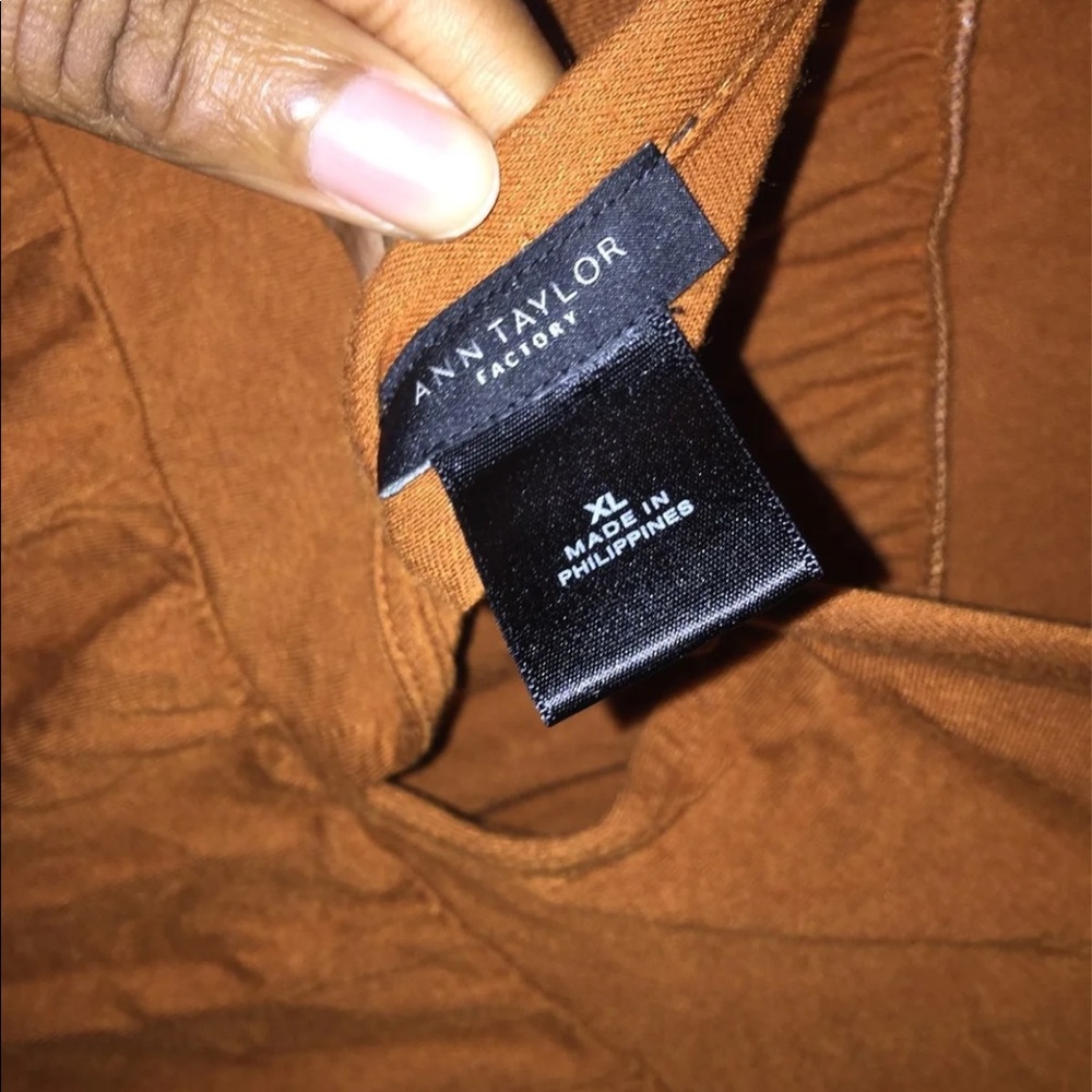 Top - Picture 3 of 3